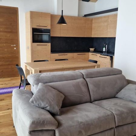 דירות ליביניו Casa Noemi מראה חיצוני תמונה