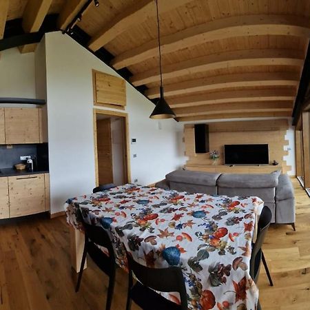 דירות ליביניו Casa Noemi מראה חיצוני תמונה